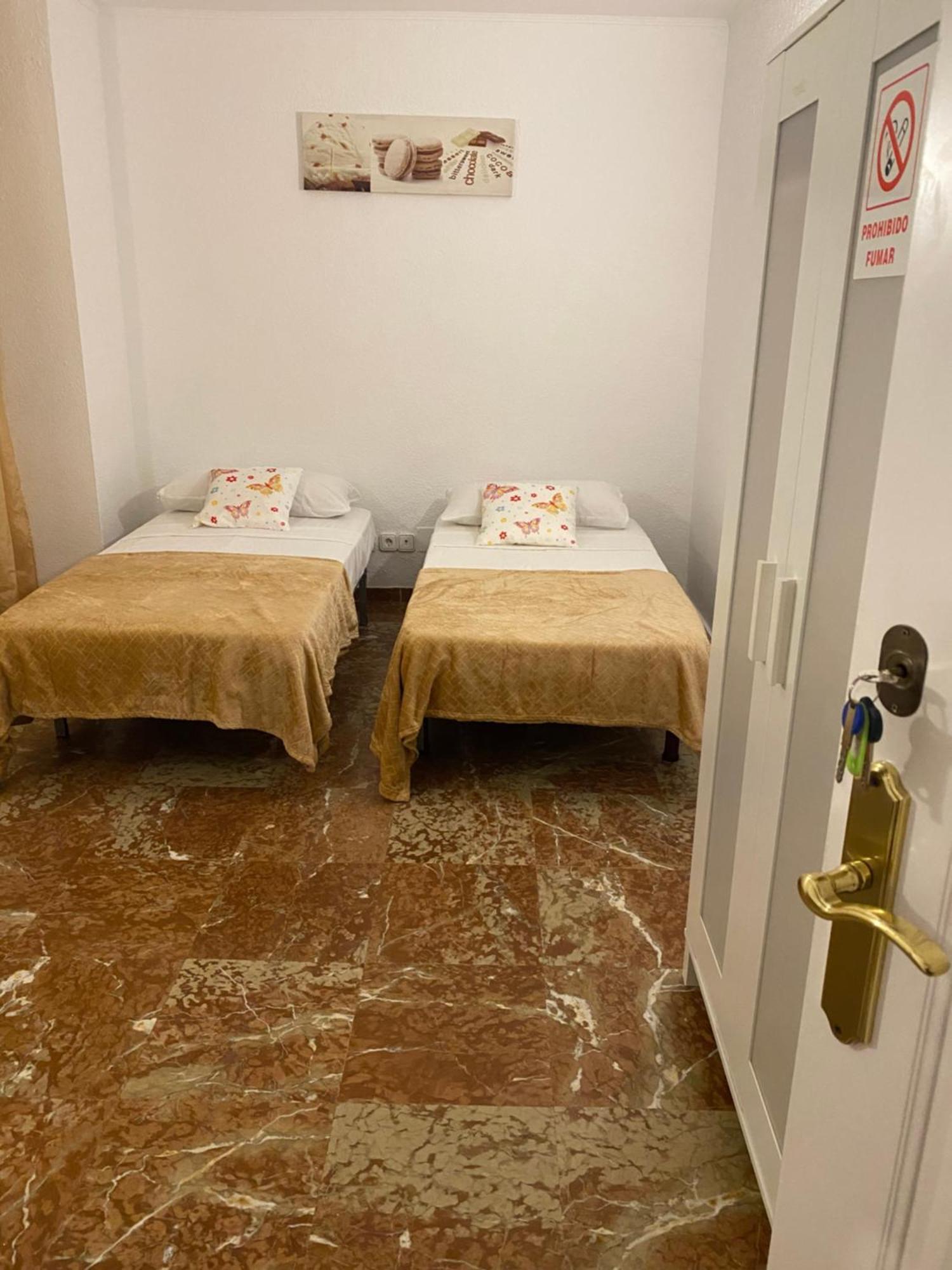 Pension El Dorado Аликанте Экстерьер фото